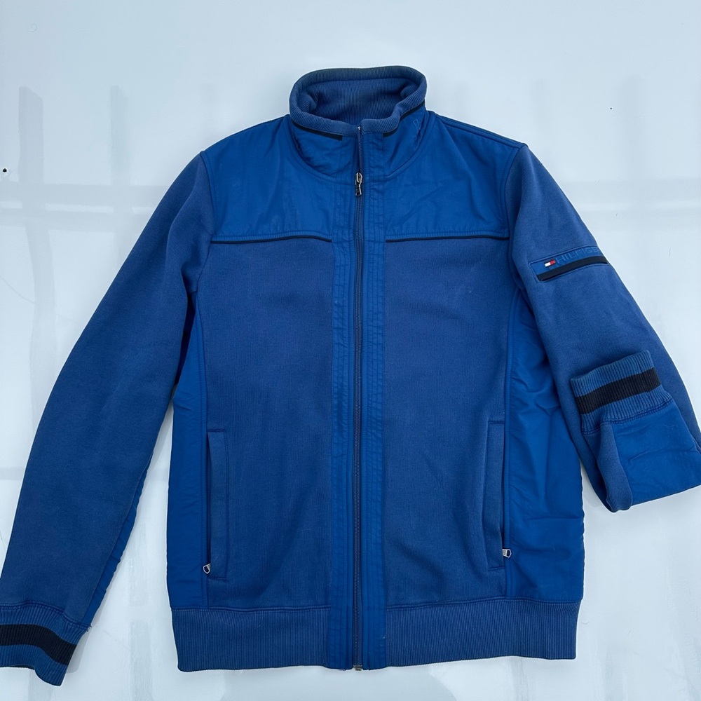 Vintage Tommy Hilfiger Men's Blue Full-Zip Jacket
